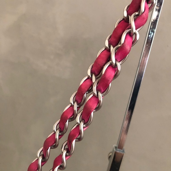 Chanel multi color flap bag - Picture 3 of 15